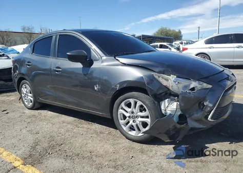 2018 Toyota Yaris Ia z USA, uszkodzony, nr VIN 3MYDLBYV5JY301201